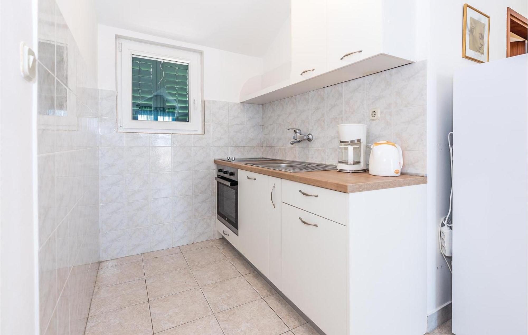 Awesome Apartment In Jezera With Kitchen Exterior foto